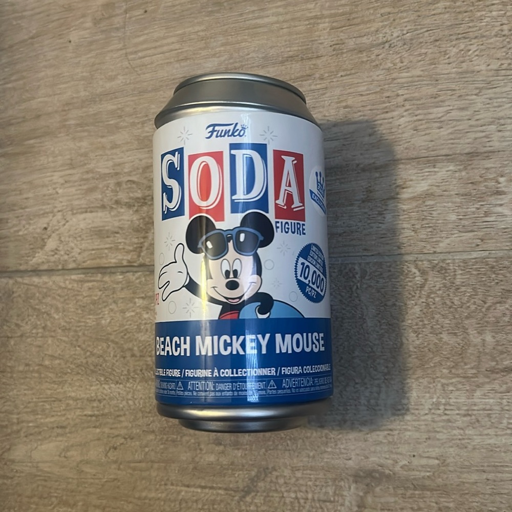 Funko soda Disney beach Mickey Mouse